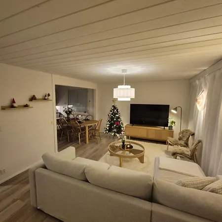 Cozy At Βίλα Ροβανιέμι