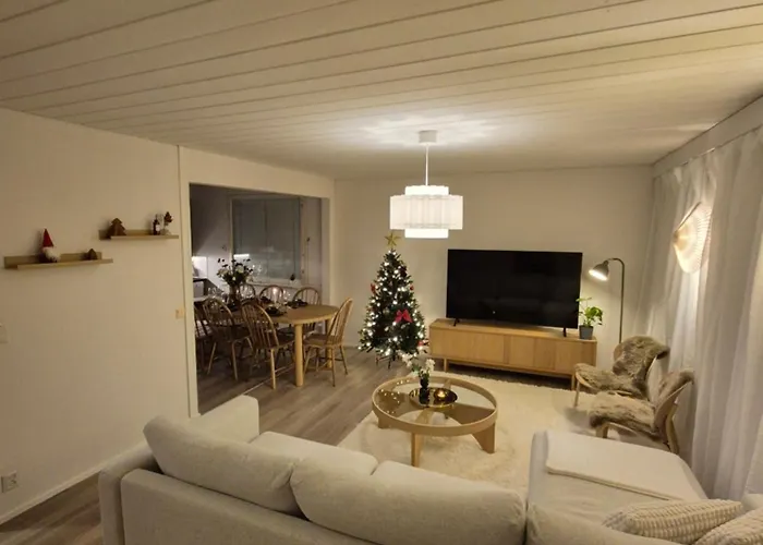 Cozy At Βίλα Ροβανιέμι